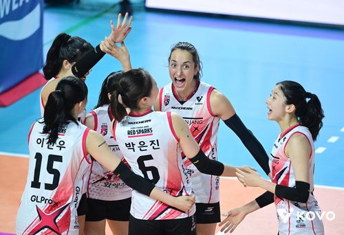 득점 후 기뻐하는 정관장 선수들[한국배구연맹 제공. 재판매 및 DB 금지]