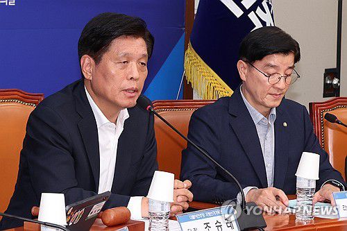 발언하는 조승래 지방선거기획단장[연합뉴스 자료사진]