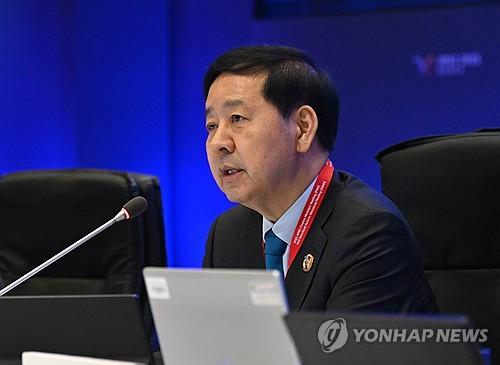 구윤철 부총리, APEC 구조개혁장관회의 주재(서울=연합뉴스) 구윤철 부총리 겸 기획재정부 장관이 22일 인천 중구 인스파이어 리조트에서 열린 아시아-태평양경제협력체(APEC) 구조개혁장관회의를 주재, 개회사를 하고 있다. 2025.10.22 [기획재정부 제공. 재판매 및 DB 금지] photo@yna.co.kr