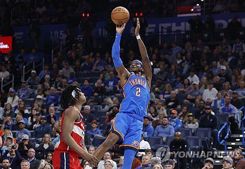 슛 쏘는 길저스알렉산더[Imagn Images=연합뉴스]
