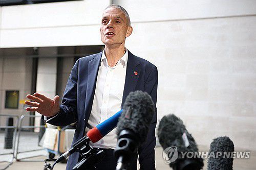 팀 데이비 BBC 사장[로이터=연합뉴스 자료사진. 재판매 및 DB 금지]
