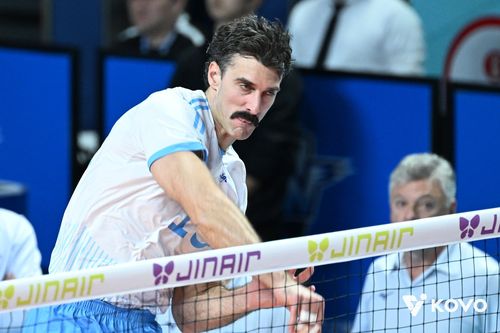 강스파이크를 날리는 대한항공 러셀[한국배구연맹 제공. 재판매 및 DB 금지]