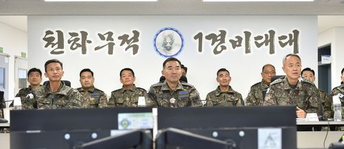진영승 합참의장, 1경비대대 방문[합참 제공. 재판매 및 DB 금지]