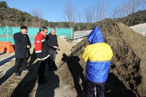 제설 전진기지 방문한 김홍규 시장[강릉시 제공. 재판매 및 DB 금지]