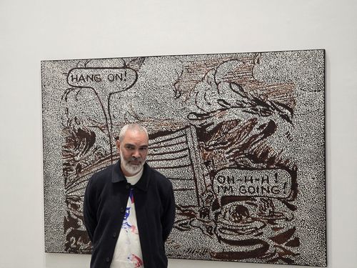 작가 대니얼 보이드(서울=연합뉴스) 박의래 기자 = 작가 대니얼 보이드가 9일 국제갤러리에서 열리는 개인전 '피네간의 경야'(Finnegans Wake)에 참석해 기념 촬영을 하고 있다. 2025.12.9. laecorp@yna.co.kr