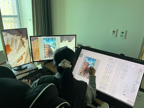 작업 중인 윤미경 작가[작가 제공. 재판매 및 DB 금지]