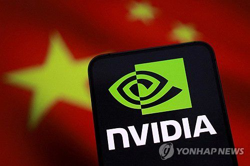 엔비디아 로고와 중국 국기[로이터 연합뉴스 자료사진 재판매 및 DB 금지]