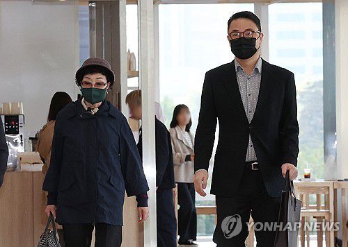 김건희 일가 특검 출석[연합뉴스 자료사진]