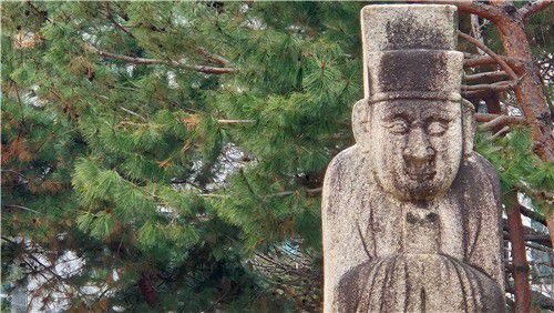 선릉 성종릉의 문석인 [촬영 김정선] 2025.12