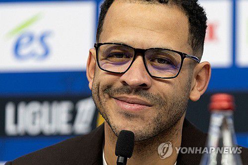 리엄 로즈니어 감독[AFP=연합뉴스]