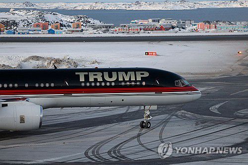 지난해 1월 도널드 트럼프 주니어가 그린란드 방문 당시 탑승한 항공기 [AFP 연합뉴스 자료사진]