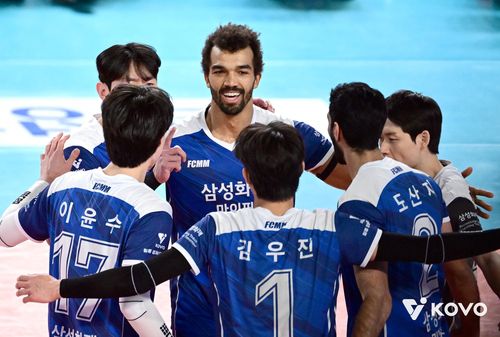 득점 후 기뻐하는 삼성화재 선수들[한국배구연맹 제공. 재판매 및 DB 금지]