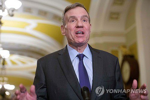 마크 워너 상원의원[AP 연합뉴스 자료사진. 재판매 및 DB 금지]