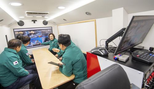 용산구 재난현장지휘버스 내부[용산구 제공. 재판매 및 DB 금지]