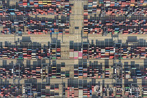 중국 장쑤성의 한 무역항[AFP 연합뉴스 자료사진. 재판매 및 DB금지]
