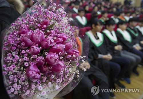고등학교 졸업식 [연합뉴스 자료사진]