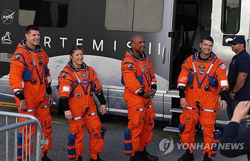 아르테미스 임무 수행할 NASA 우주비행사 4명 [AFP 연합뉴스 자료사진. 재판매 및 DB 금지]