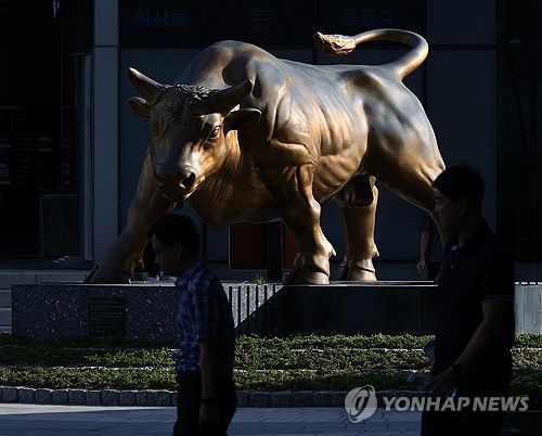 부산 남구 한국거래소 황소상[연합뉴스 자료사진. 재판매 및 DB 금지]