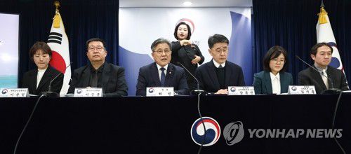 세계유산영향평가 언론 설명회(서울=연합뉴스) 윤동진 기자 = 허민 국가유산청장이 19일 서울 종로구 정부서울청사에서 열린 세계유산영향평가 언론 설명회에서 모두 발언하고 있다. 2026.1.19 mon@yna.co.kr