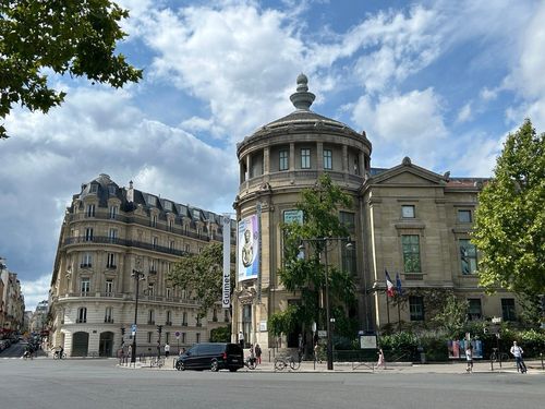 프랑스 파리의 국립기메동양박물관    (서울=연합뉴스) 김예나 기자 = 프랑스 파리의 국립기메동양박물관 전경. 유럽 최대의 아시아 전문 박물관으로 알려져 있으며 올해 5∼8월 국립경주박물관과 함께 '신라' 특별전을 열 예정이다. 사진은 작년 7월 촬영한 것.      yes@yna.co.kr