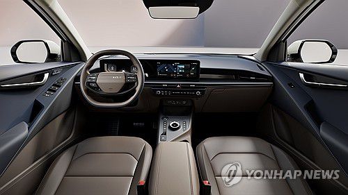 기아, '더 뉴 니로' 디자인 공개(서울=연합뉴스) 기아는 20일 '더 뉴 니로'의 디자인을 최초로 공개했다고 밝혔다. 사진은 더 뉴 니로 내장 이미지. 2026.1.20 [현대자동차·기아 제공. 재판매 및 DB 금지] photo@yna.co.kr