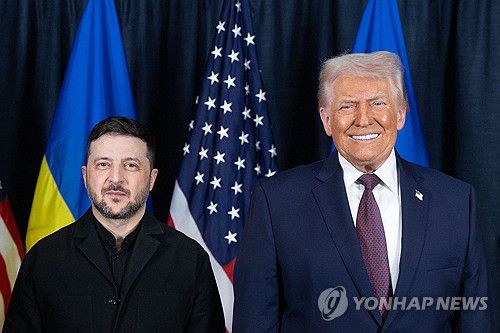 다보스서 만난 젤렌스키·트럼프 대통령[AFP 연합뉴스 자료사진. 재배포 및 DB 금지]