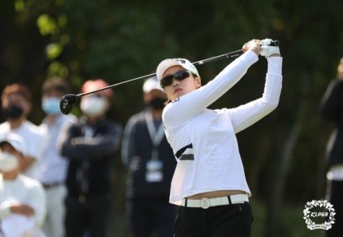 왕중왕전에서 우승을 차지한 안나린. [사진=KLPGA]