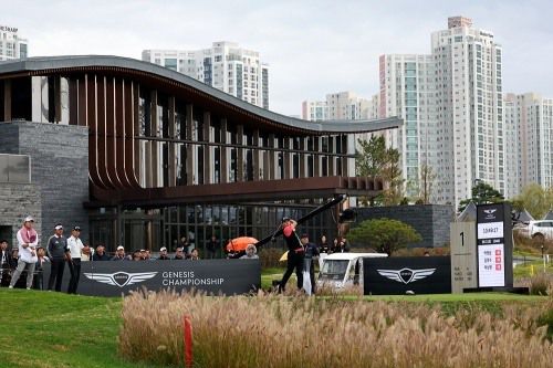 KPGA투어 선수들의 국제 경쟁력을 시험할 제네시스 챔피언십이 이번주 인천 송도의 잭 니클라우스 골프클럽 코리아에서 열린다. 사진은 지난 해 대회 장면. [사진=KPGA]