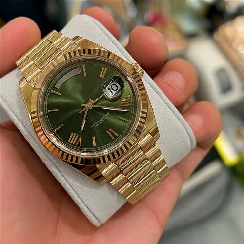 범죄수익금으로 구매한 시계