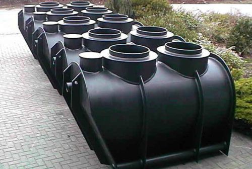 HDPE(고밀도폴리에틸렌)로 만든 저장 탱크. 출처=http://www.tanoplastics.com