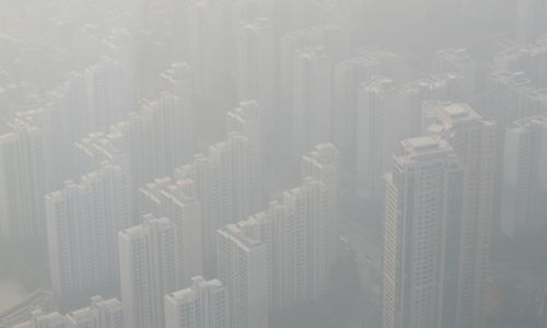 지난 15일 오후 서울 송파구 롯데월드타워 전망대 서울스카이에서 서울 시내 아파트가 보이고 있다. 뉴시스