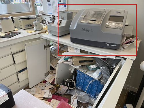 음주운전자들의 차량 돌진으로 고장나버린 중형차 한 대값의 일본제품 자동옥습기. 피해자 제공