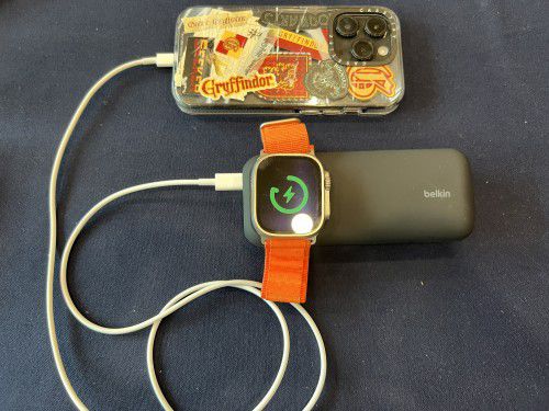 벨킨 고속 충전 보조배터리. /김휘권 기자