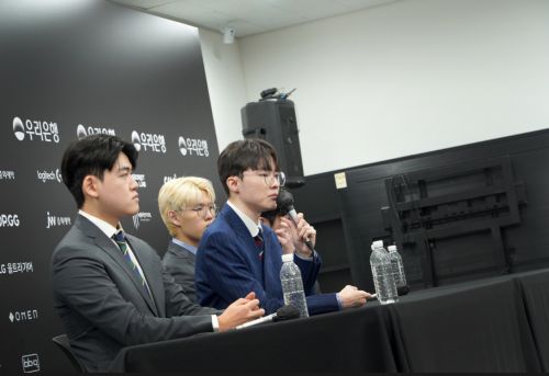 인터뷰 하는 T1 '페이커' 선수 /사진=김동욱 기자