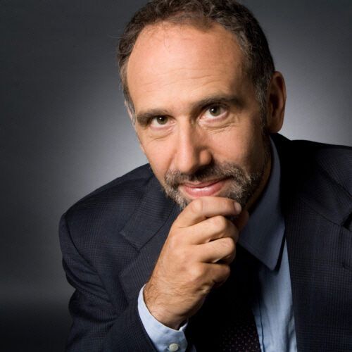 딘 베이커 경제정책연구센터(CEPR) 선임 경제학자 겸 공동 창립자.