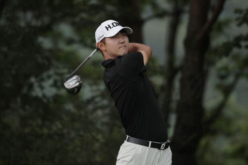 루키 고군택이 27일 일동레이크GC에서 열린 KPGA 헤지스골프 KPGA오픈에서 드라이버 티샷을 하고 있다. 제공=KPGA