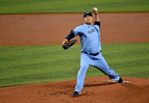 토론토 류현진이 3일(한국시간) 마이애미와 원정경기에 선발등판해 컷 패스트볼을 던지고 있다. 마이애미(미 플로리다주) | USA투데이연합뉴스