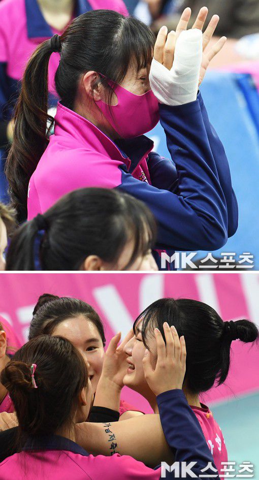 부상으로 경기에 뛰지 못한 김세영은 깁스를 한 손으로 기쁨의 눈물을 훔쳤고, 박현주 역시 남몰래 기쁨의 눈물을 흘렸다.