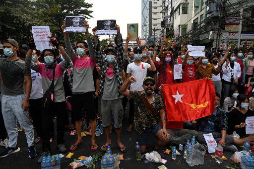 지난 6일(현지시간) 양곤에서 열린 군사 쿠데타 반대 시위./사진=AFP