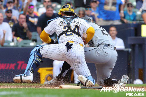 팸은 8회초 좌익수 뜬공 때 홈으로 들어오다 아웃됐다. 사진(美 밀워키)=ⓒAFPBBNews = News1