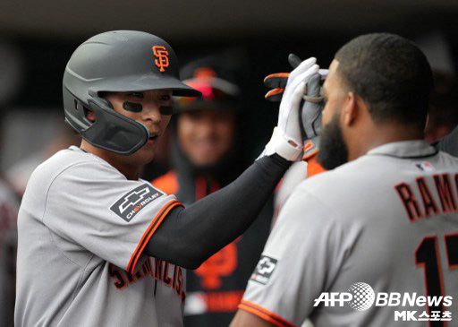 이정후는 시즌 첫 장타와 멀티히트를 기록했다. 사진=ⓒAFPBBNews = News1