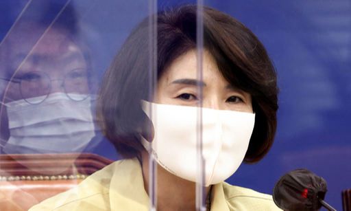 더불어민주당 한정애 신임 정책위의장. 연합뉴스