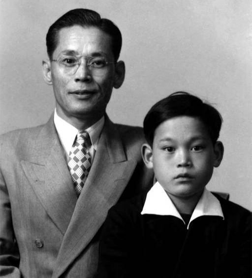 고 이병철 삼성그룹 창업주(왼쪽)와 유년시절 이건희 회장. 삼성 제공