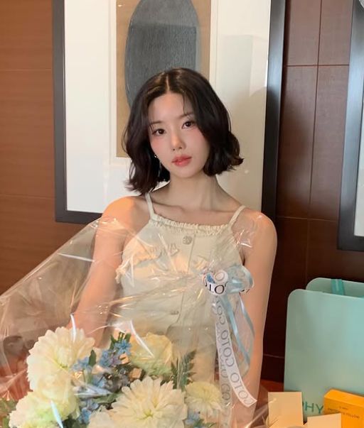 사진 = 권은비 sns