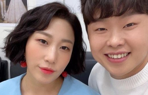 코미디언 김영희가 세상 물정 모르는 10살 연하 남편 윤승열과의 에피소드를 공개했다. 김영희 인스타그램 캡처