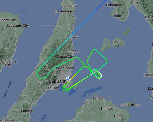 지난 7월 튀르키예(터키) 이스탄불에서 인천국제공항으로 향하던 대한항공 여객기가 기체 결함으로 아제르바이잔 수도 바쿠에 긴급 착륙했다. 이 여객기에 탑승한 승객들은 대한항공 임시편으로 인천공항을 통해 귀국하고 있다. 연합뉴스