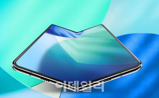 아이폰 폴더블 모형(사진=나인투맥)