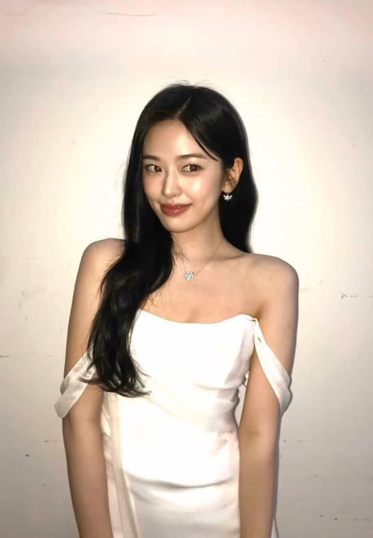 청순, 청량, 섹시 다 있네...장원영→안유진 아이브, 6인6색 패션 대결 승자는? / 사진=안유진 SNS