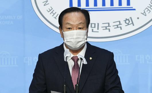 한기호 "일등병이 장관과 살았으니 훌륭하다" : 뉴스줌