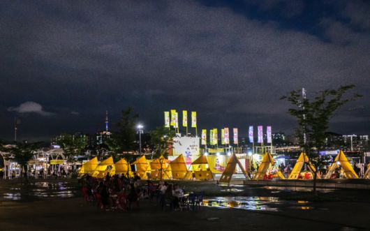 2022년 서울 반포한강공원에서 열린 한강달빛야시장 모습. 서울시 제공